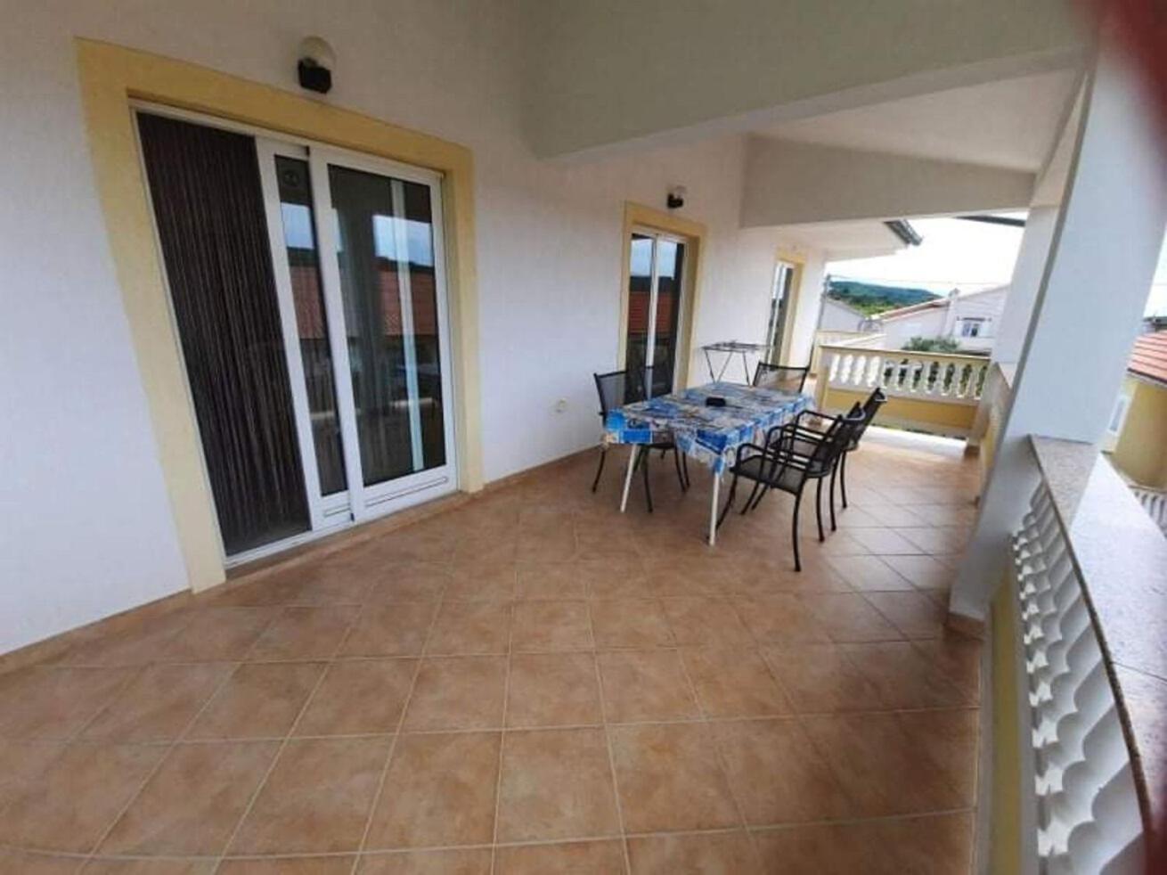 Apartments Robi- Swimming Pool And Beautiful Garden Kampor Bagian luar foto